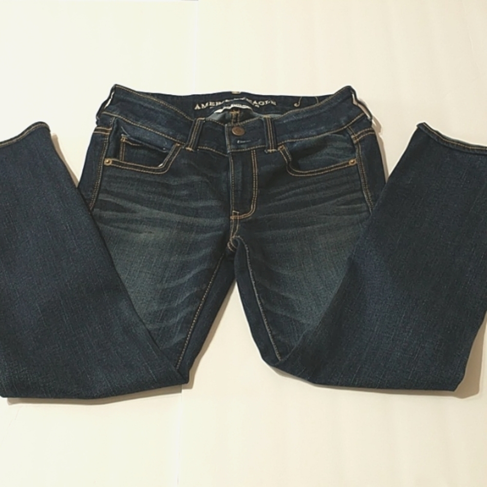 American eagle artist crop súper stretch womens Size 2